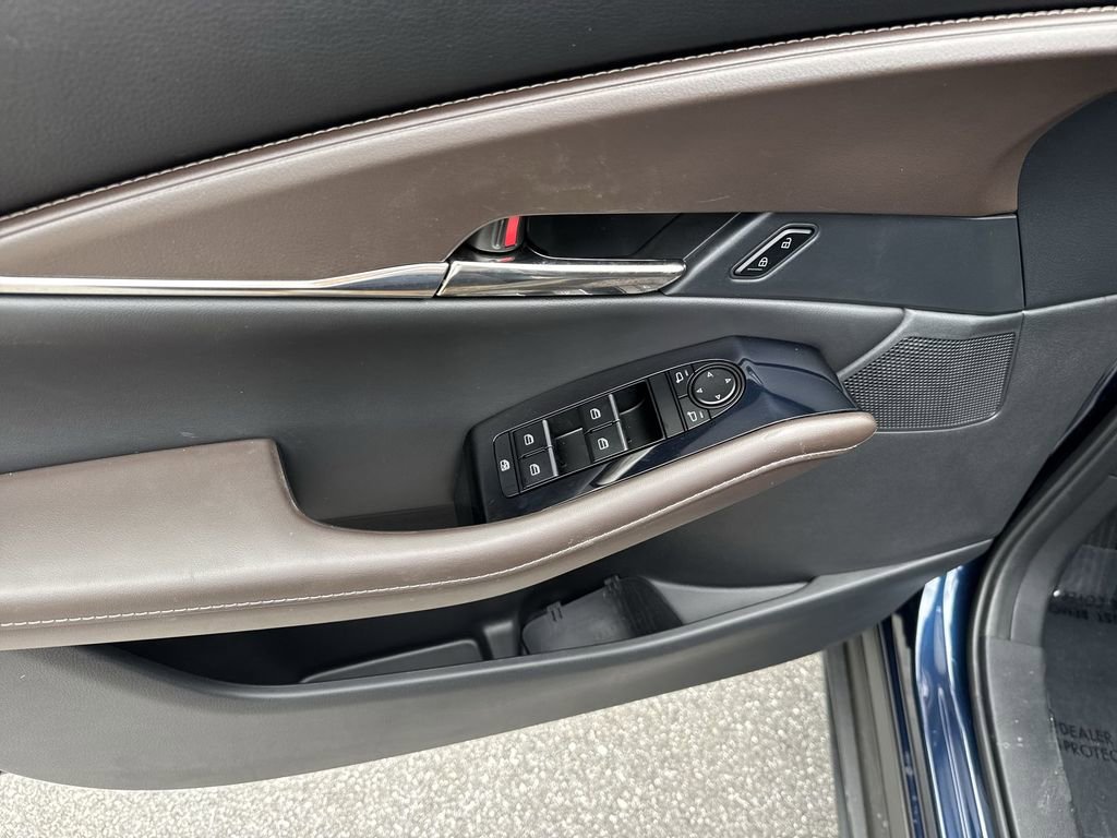 Used 2023 MAZDA CX-30 AWD 2.5 S w/ Premium Package image 40