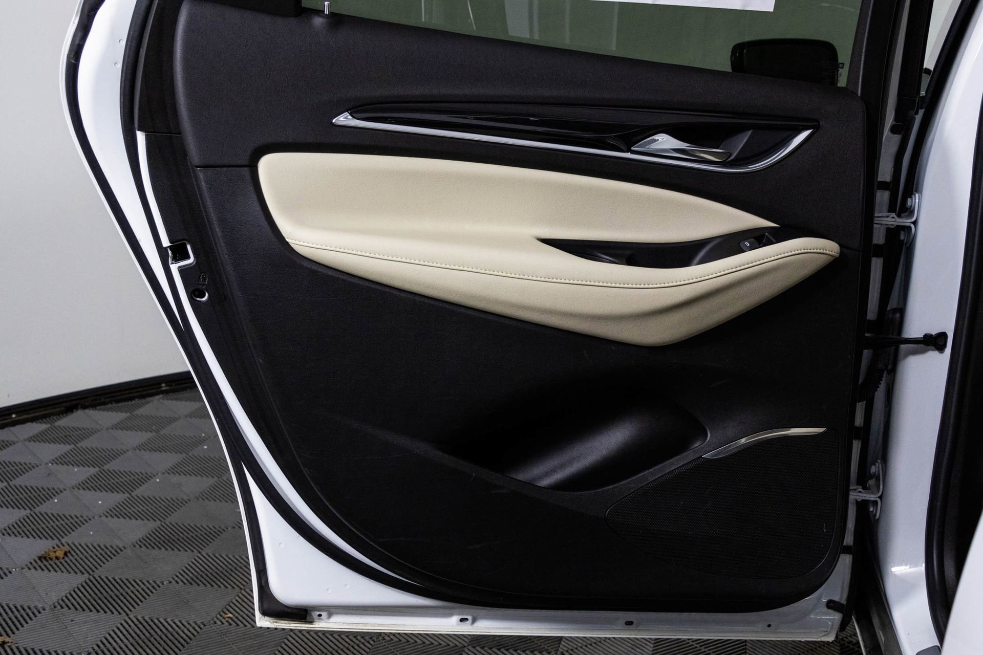 Certified 2023 Buick Enclave Essence w/ Experience Buick Package image 36