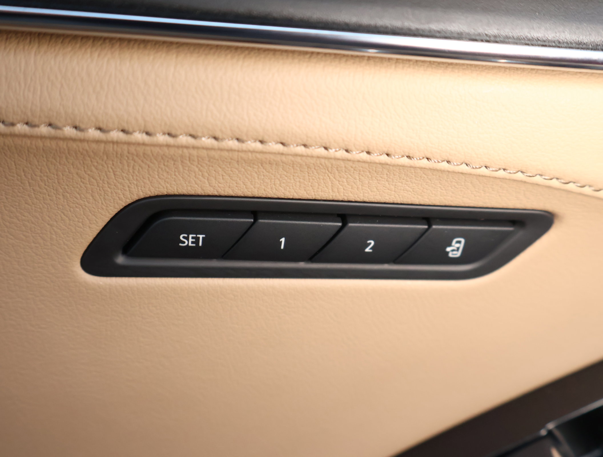 Used 2025 Cadillac CT5 Premium Luxury image 9