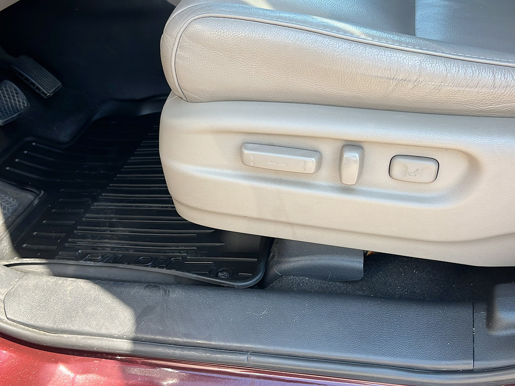 Used 2017 Honda Pilot Touring image 15