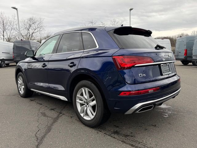 Used 2022 Audi Q5 2.0T Premium w/ Convenience Package image 5