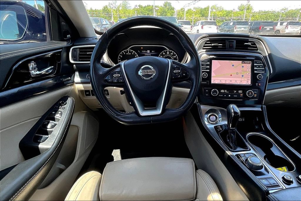Used 2022 Nissan Maxima Platinum FWD image 6