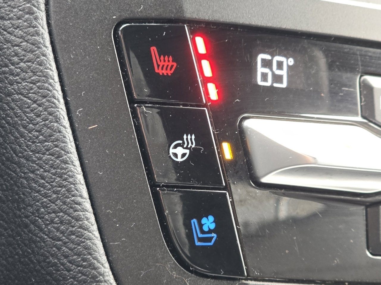 Used 2020 Ford Explorer Limited image 8