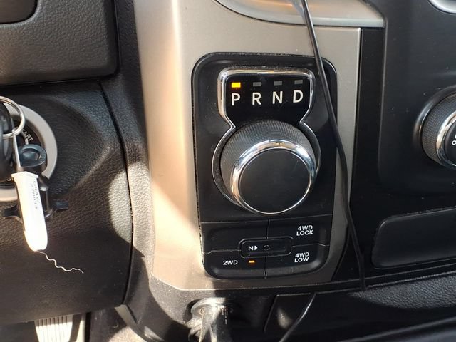 Used 2018 RAM 1500 Classic SLT AWD/4WD image 14