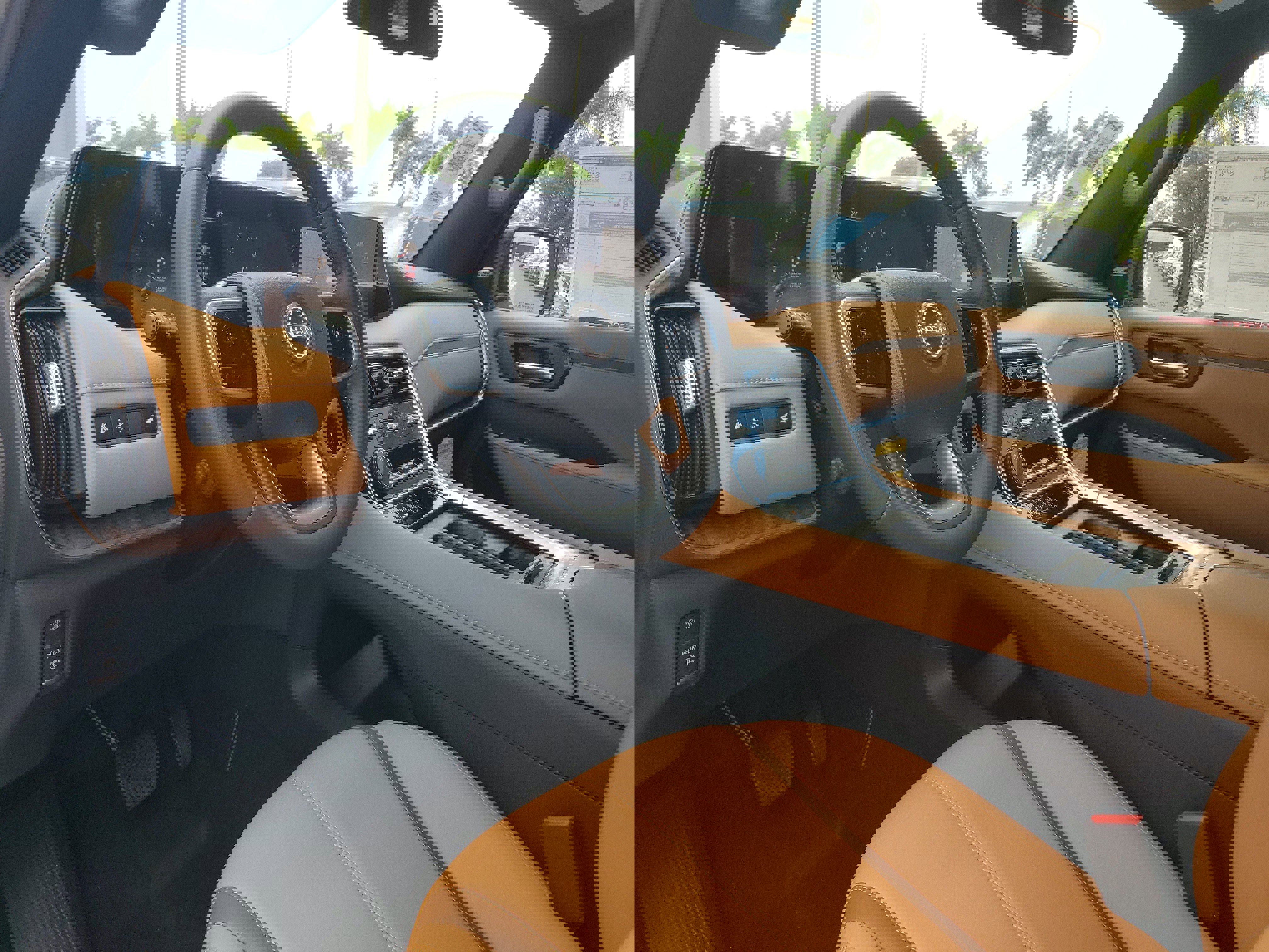 New 2025 Nissan Armada SL w/ Captain's Chari Seat Package image 9