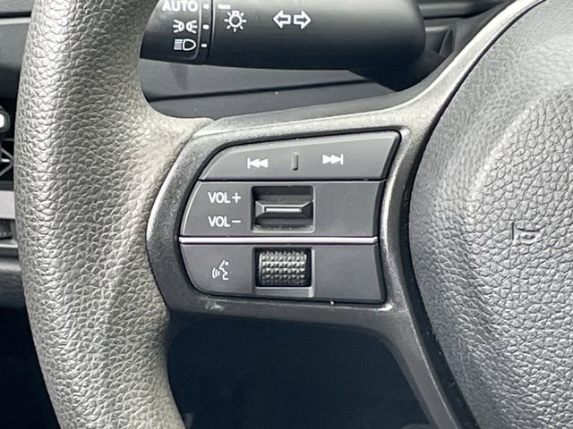 Certified 2023 Honda Accord EX image 12