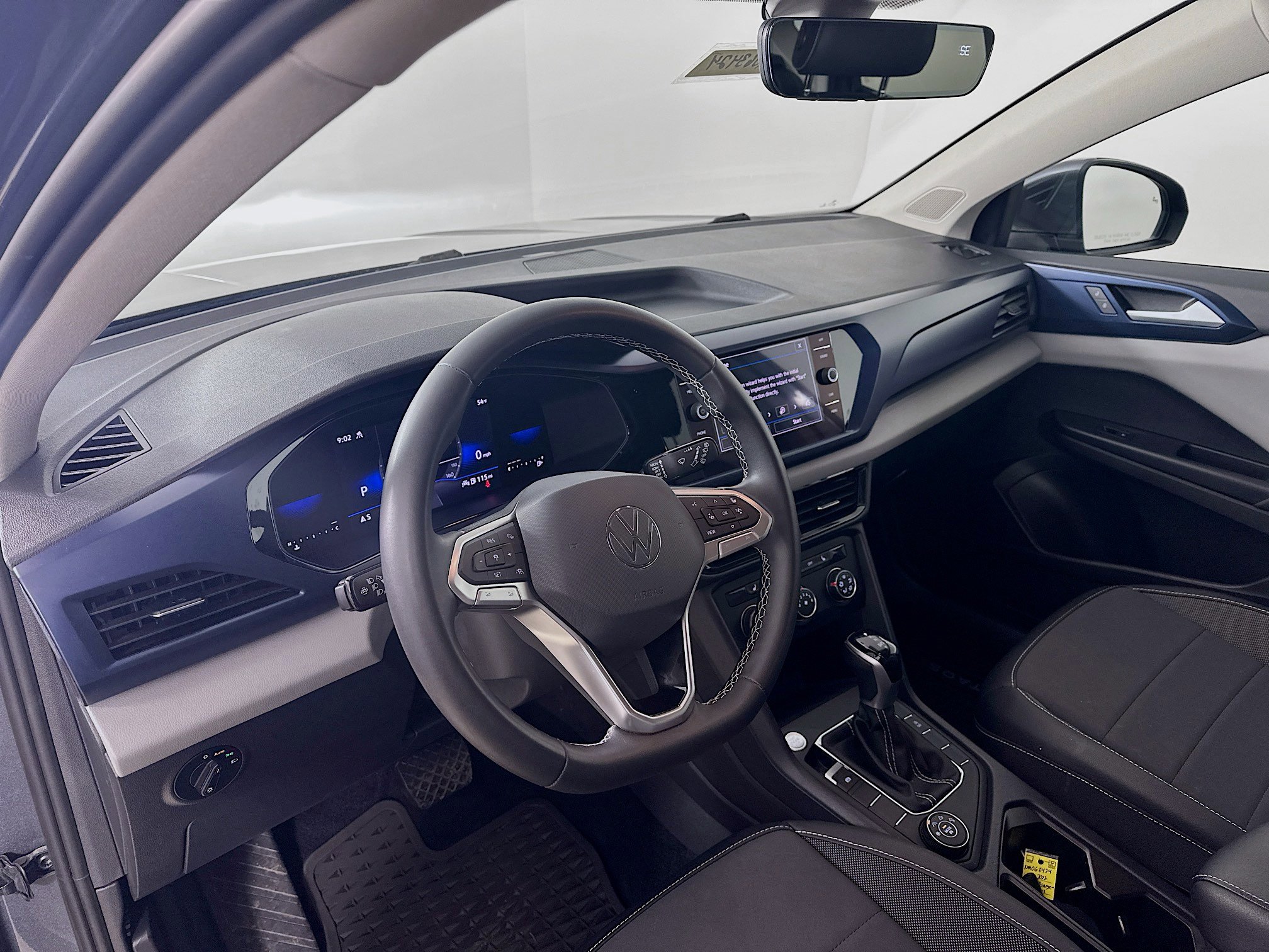 Used 2022 Volkswagen Taos SE w/ IQ.Drive SE Package image 10