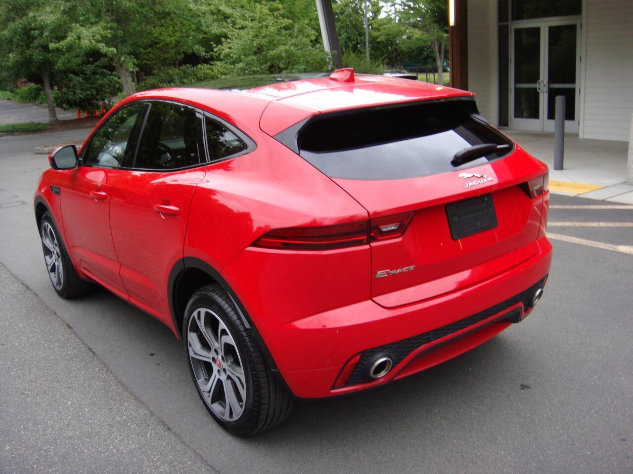 Used 2018 Jaguar E-PACE First Edition image 9