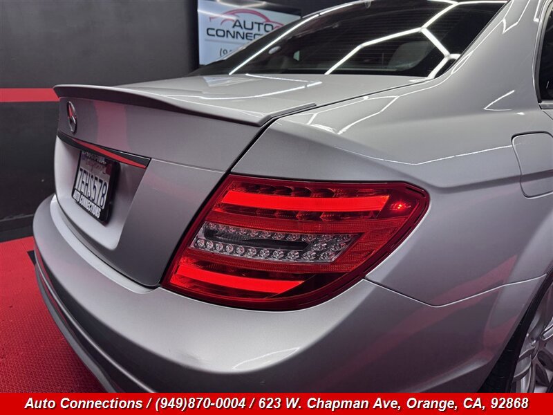 Used 2014 Mercedes-Benz C 250 Luxury image 29