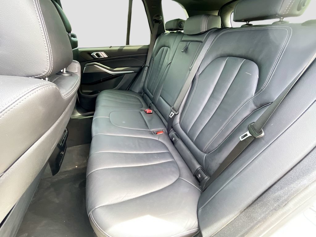 Used 2022 BMW X5 xDrive40i AWD/4WD image 26