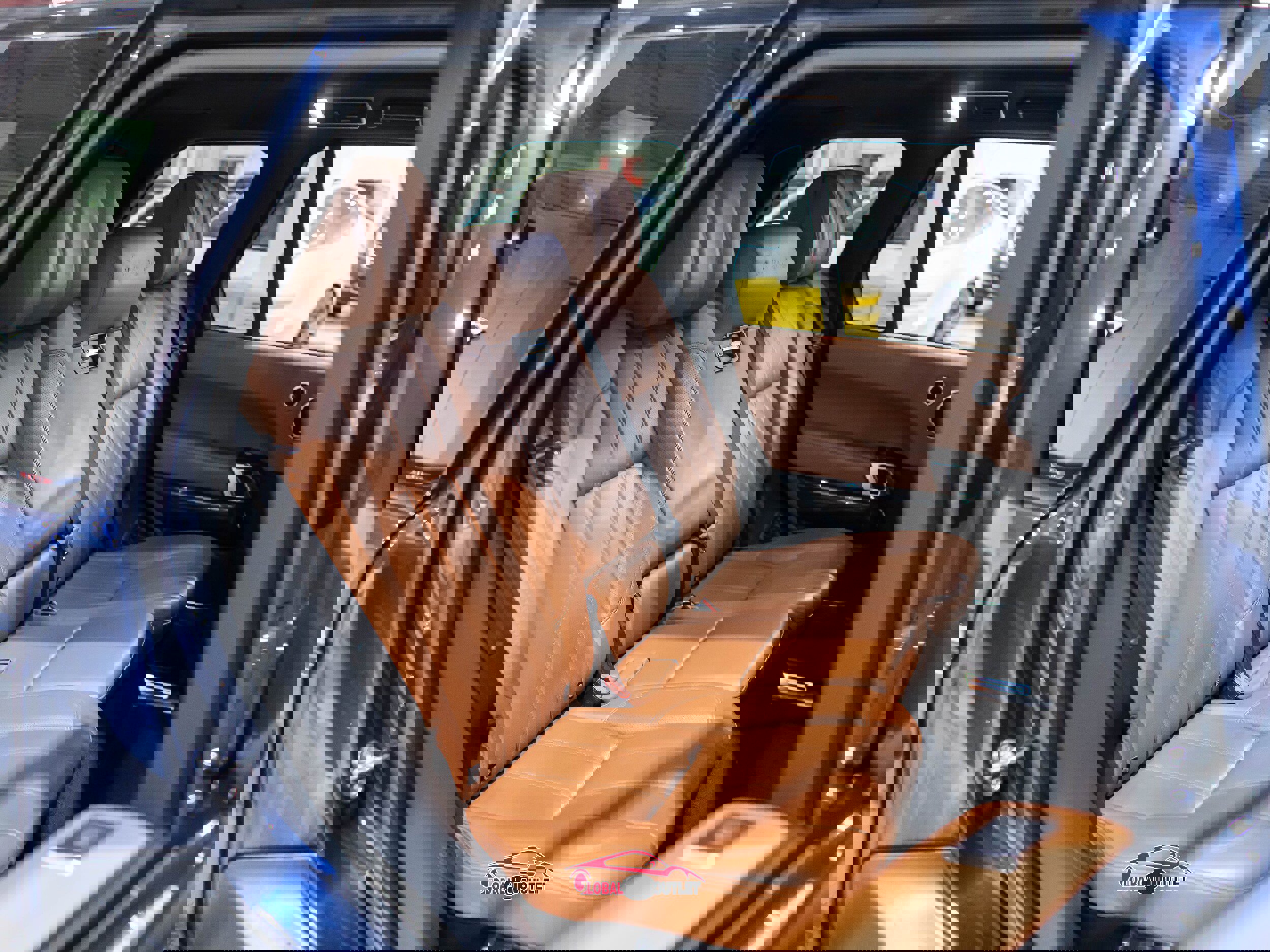 Used 2016 Land Rover Range Rover Autobiography image 17