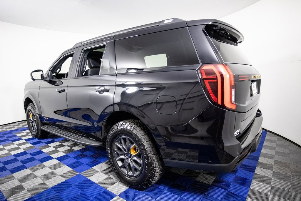 Used 2025 Ford Expedition Tremor image 7