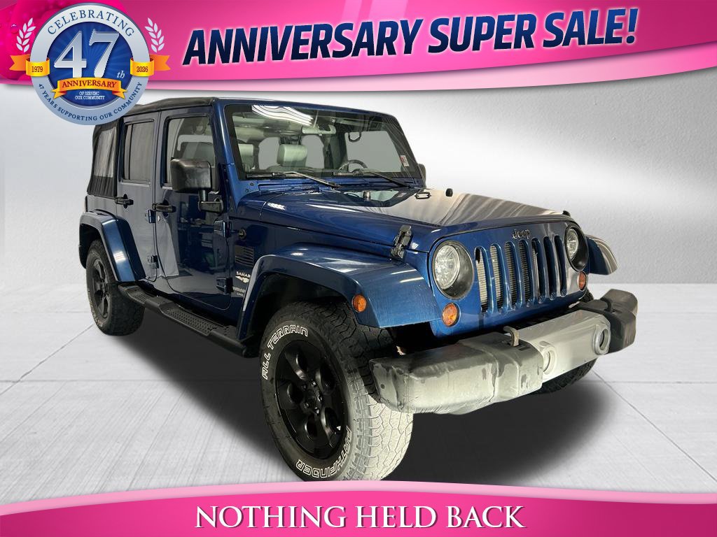Used 2009 Jeep Wrangler Unlimited Sahara w/ Dual Top Group