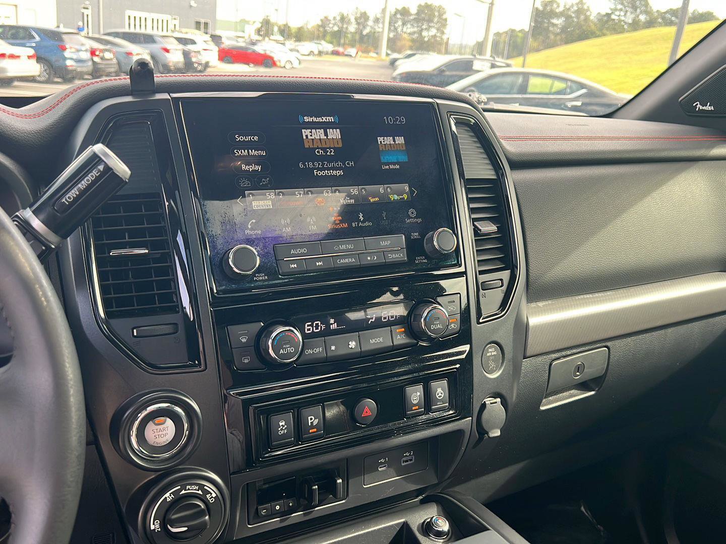 Used 2022 Nissan Titan PRO-4X w/ Pro-4x Convenience Package image 25