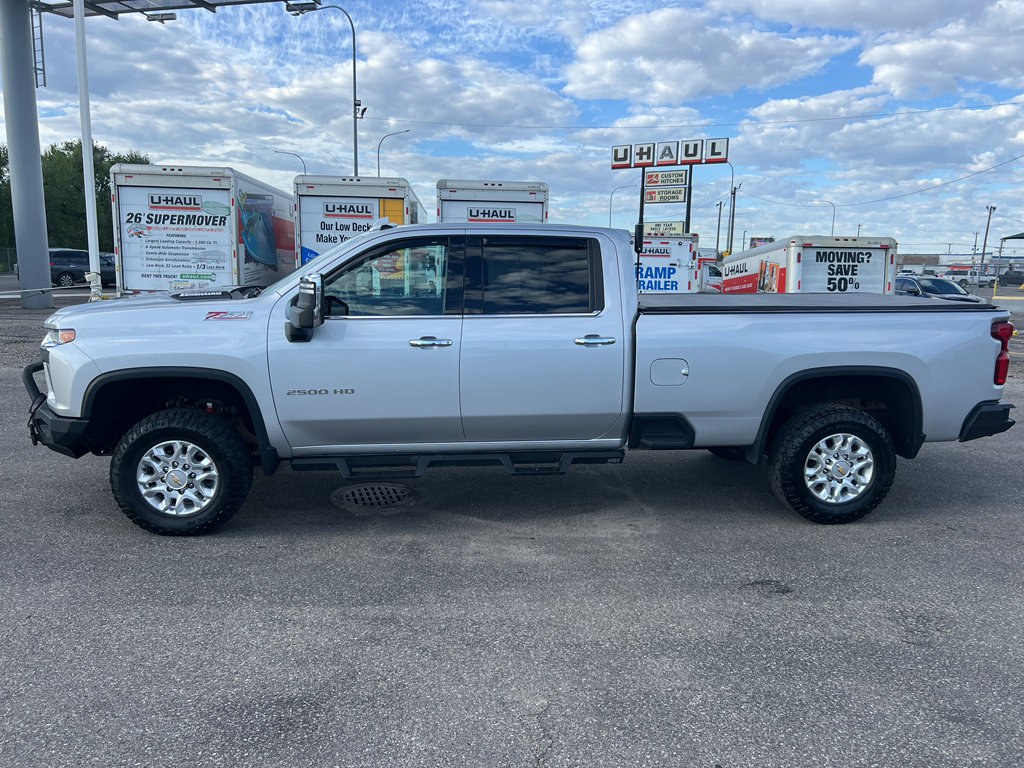 Used 2021 Chevrolet Silverado 2500 LTZ w/ LTZ Convenience Package AWD/4WD image 3