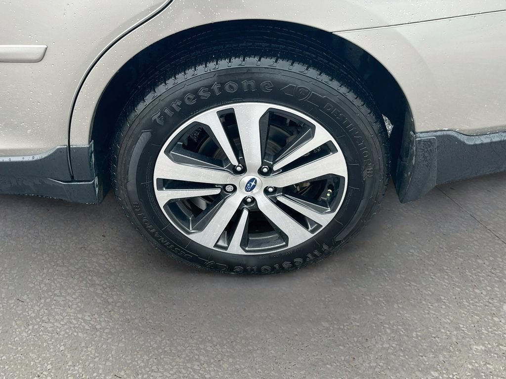 Used 2018 Subaru Outback 2.5i Limited AWD/4WD image 31