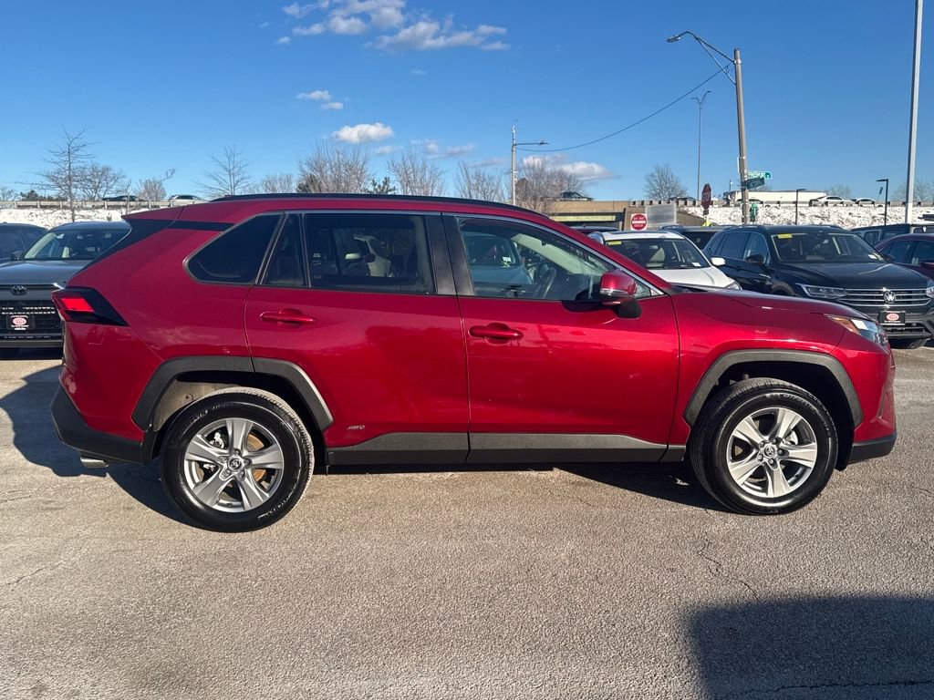 Used 2024 Toyota RAV4 XLE image 9