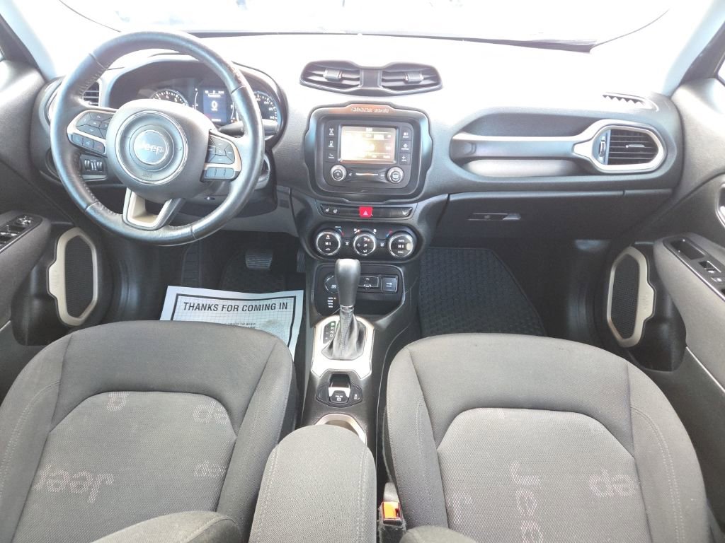 Used 2017 Jeep Renegade Latitude w/ Popular Equipment Group image 23