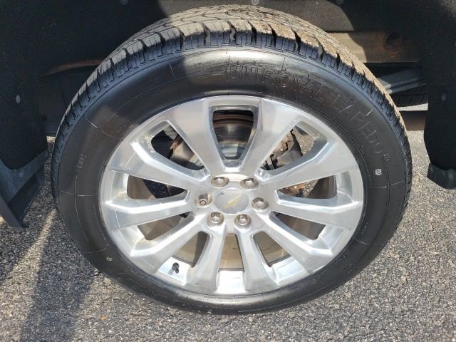 Used 2020 Chevrolet Silverado 1500 High Country w/ Technology Package AWD/4WD image 12