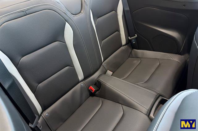 Used 2024 Chevrolet Camaro LT RWD image 17