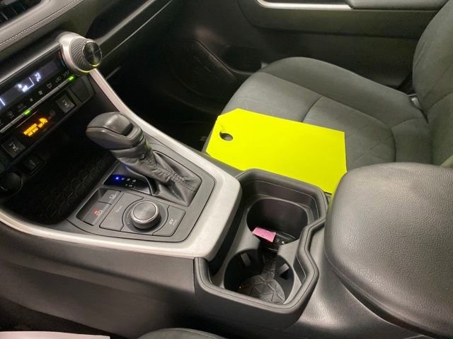 Used 2020 Toyota RAV4 XLE w/ Convenience Package image 23