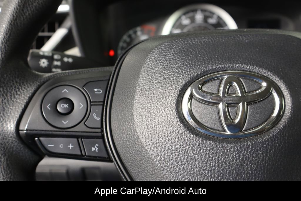 Used 2022 Toyota Corolla LE image 8