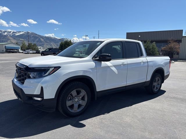 Used 2025 Honda Ridgeline TrailSport image 7
