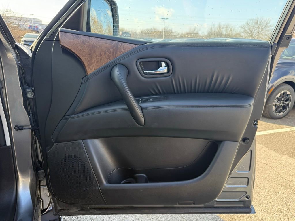 Used 2024 Nissan Armada SL image 22
