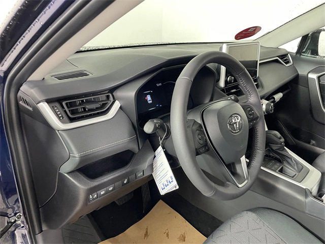 New 2025 Toyota RAV4 XLE w/ Convenience Package image 2