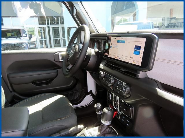 New 2026 Jeep Gladiator Sport AWD/4WD image 9