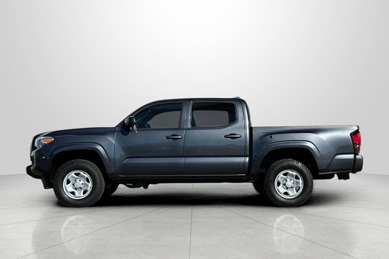 Used 2021 Toyota Tacoma SR image 7