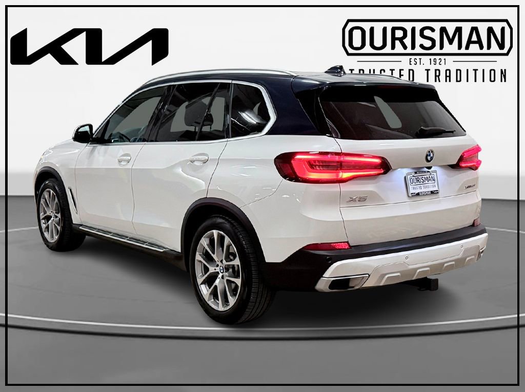 Used 2023 BMW X5 xDrive40i w/ Premium Package image 3