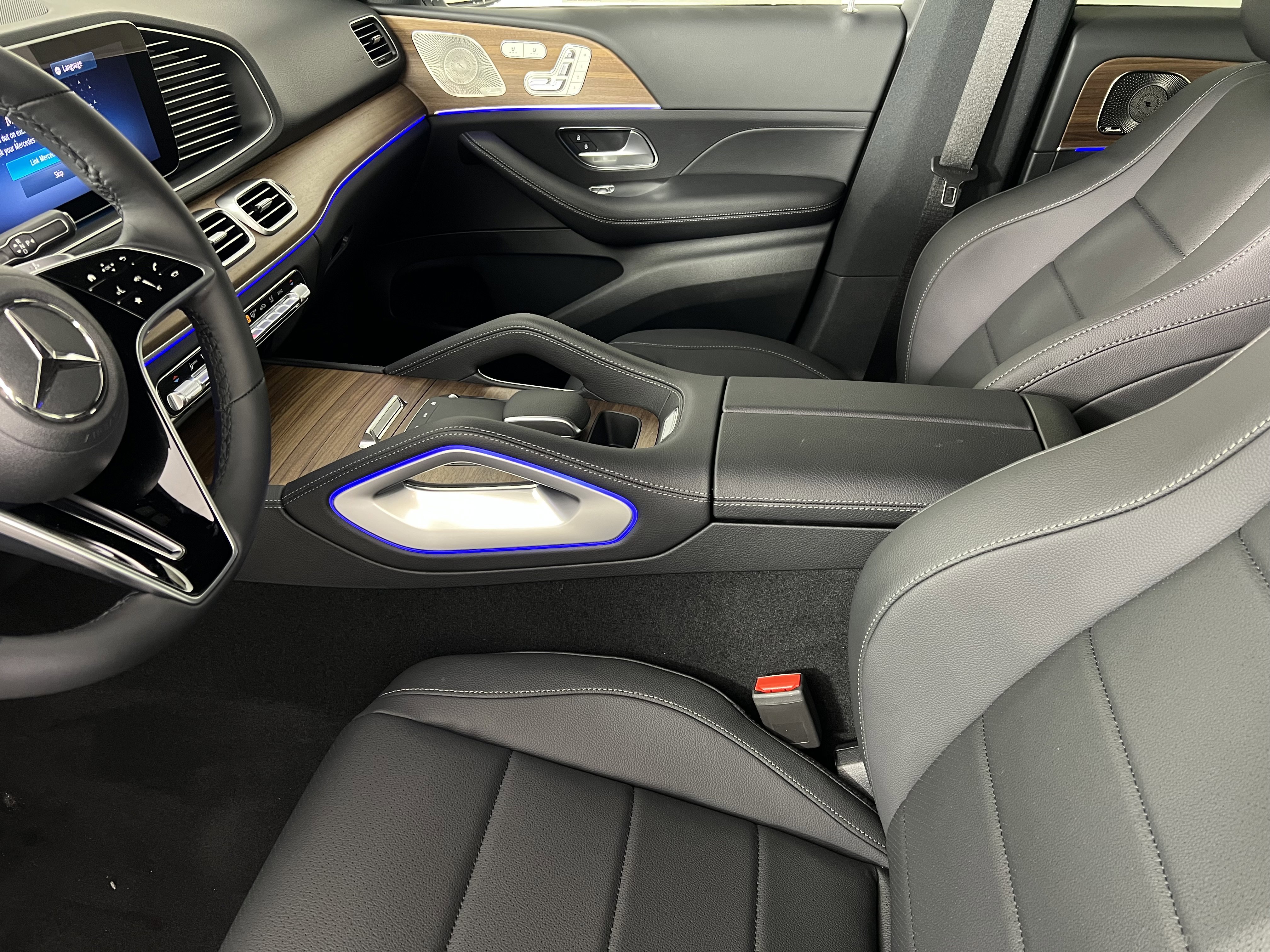 New 2026 Mercedes-Benz GLE 350 4MATIC image 4