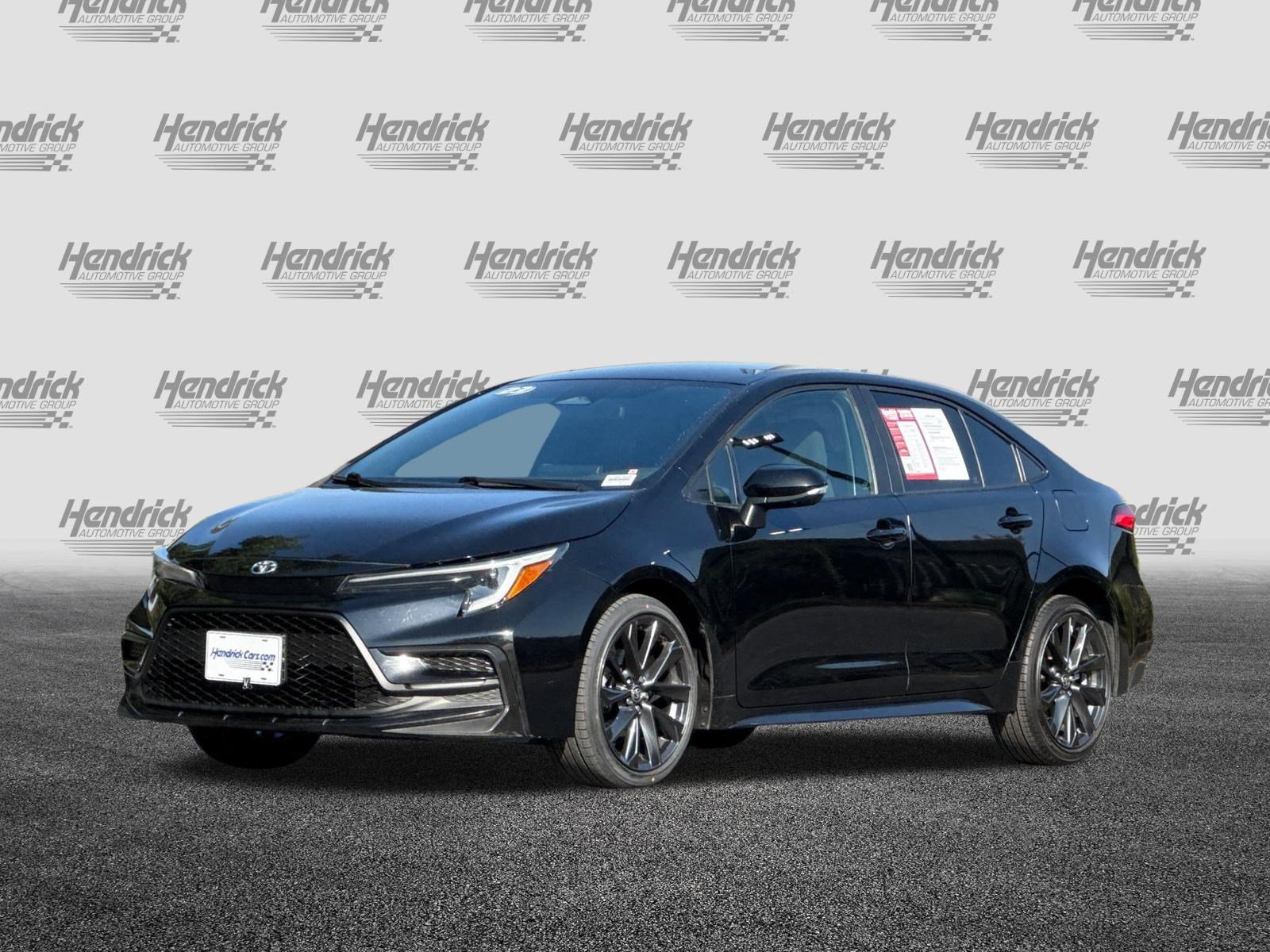 Used 2023 Toyota Corolla SE w/ Carpet Mat Package (TMS) FWD image 9