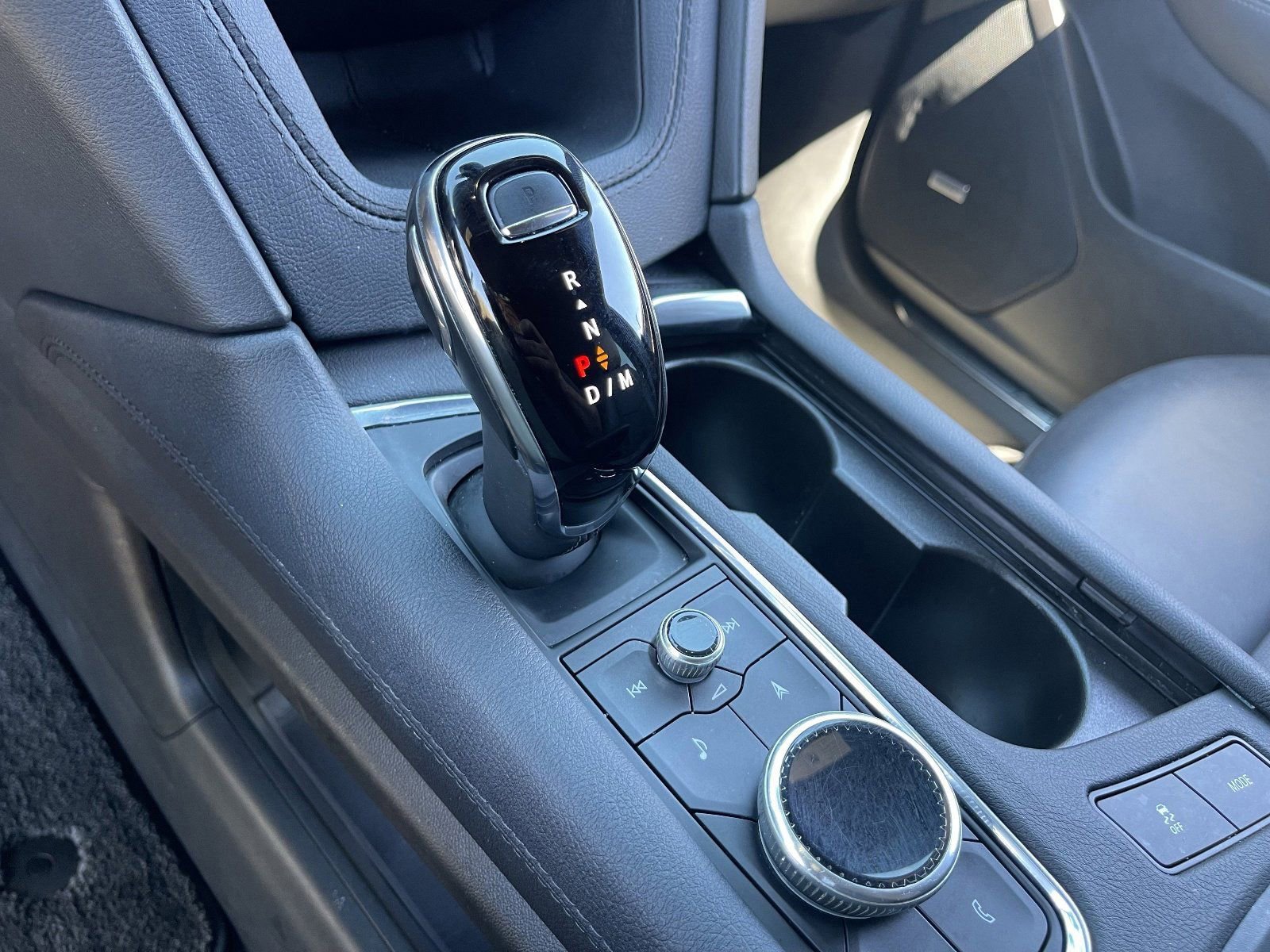 Used 2023 Cadillac XT5 Premium Luxury w/ Technology Package image 27