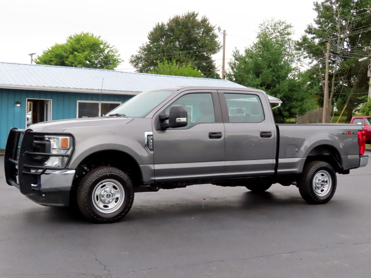 Used 2022 Ford F350 XL w/ Power Equipment Group image 2