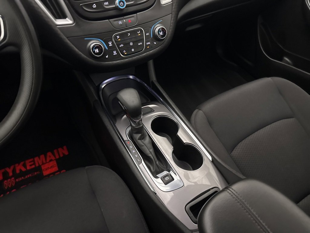 Used 2023 Chevrolet Malibu LT image 18