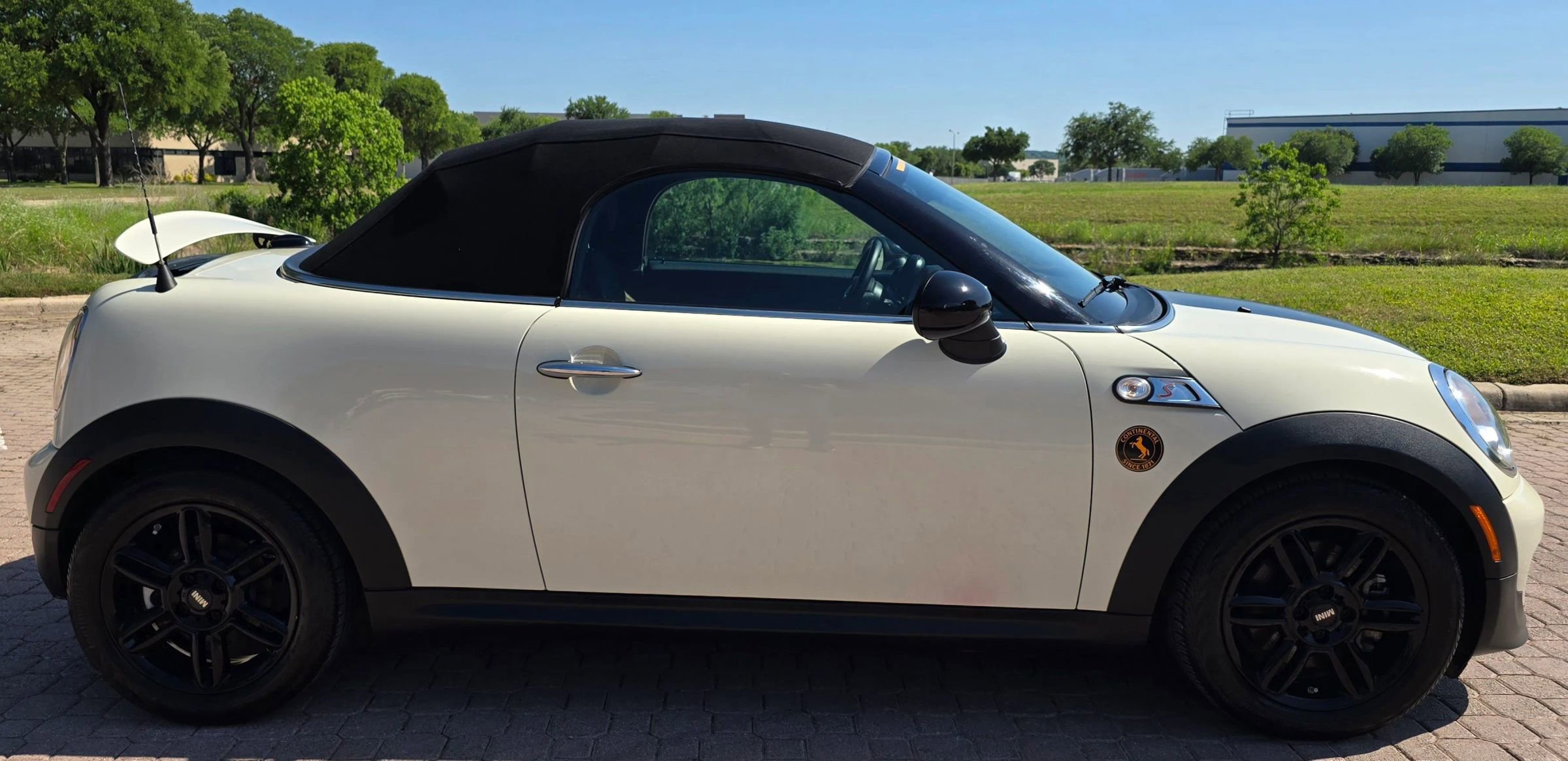 Used 2013 MINI Cooper Roadster S FWD image 11
