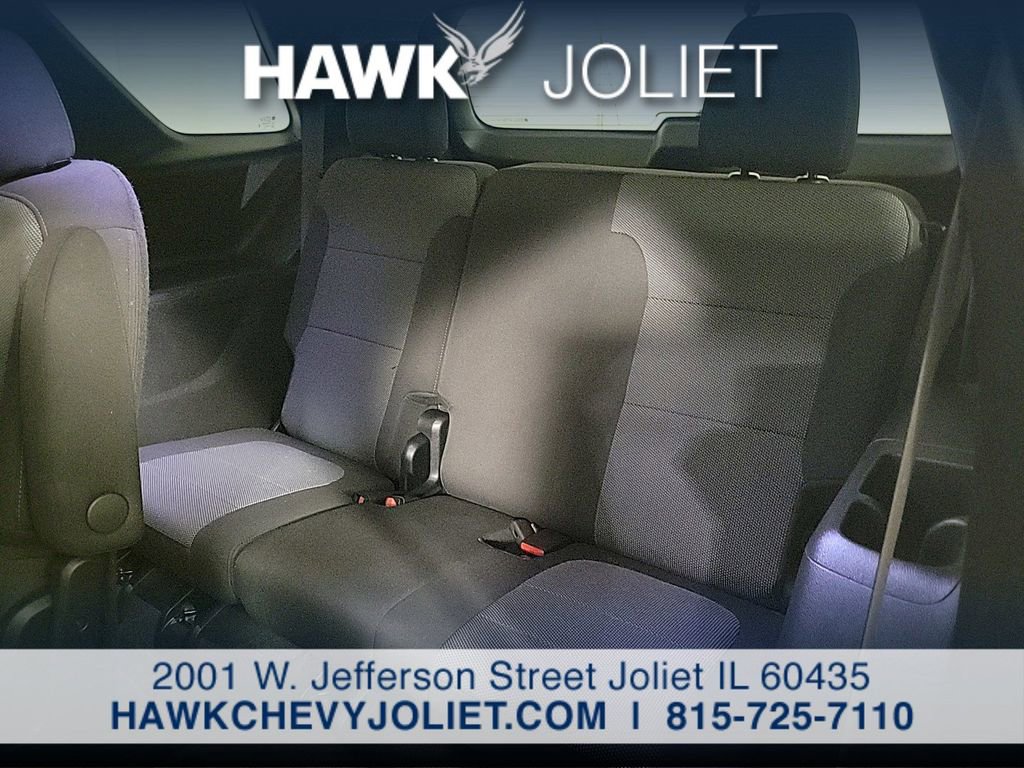 Used 2023 Chevrolet Traverse LT image 14
