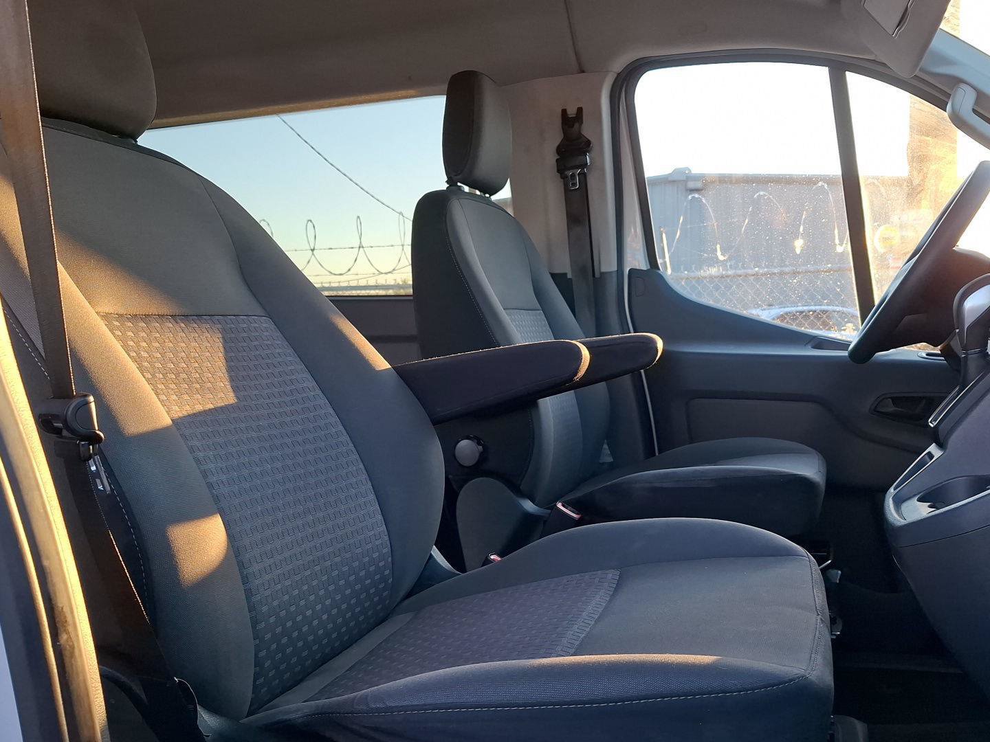 Used 2023 Ford Transit 350 XLT RWD image 15