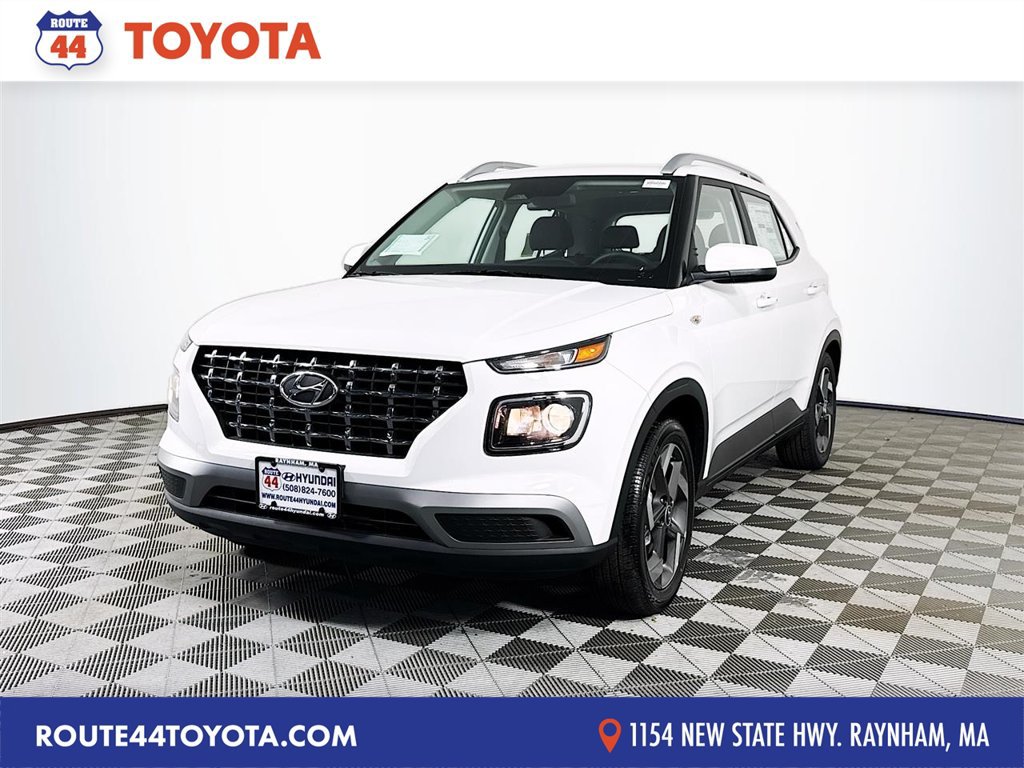 Used 2025 Hyundai Venue SEL