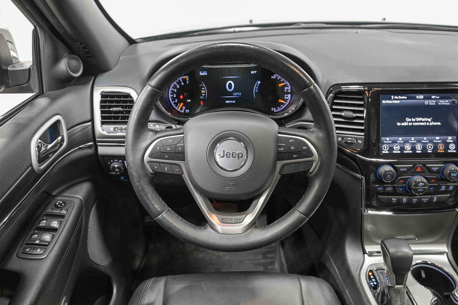 Used 2021 Jeep Grand Cherokee Limited image 17