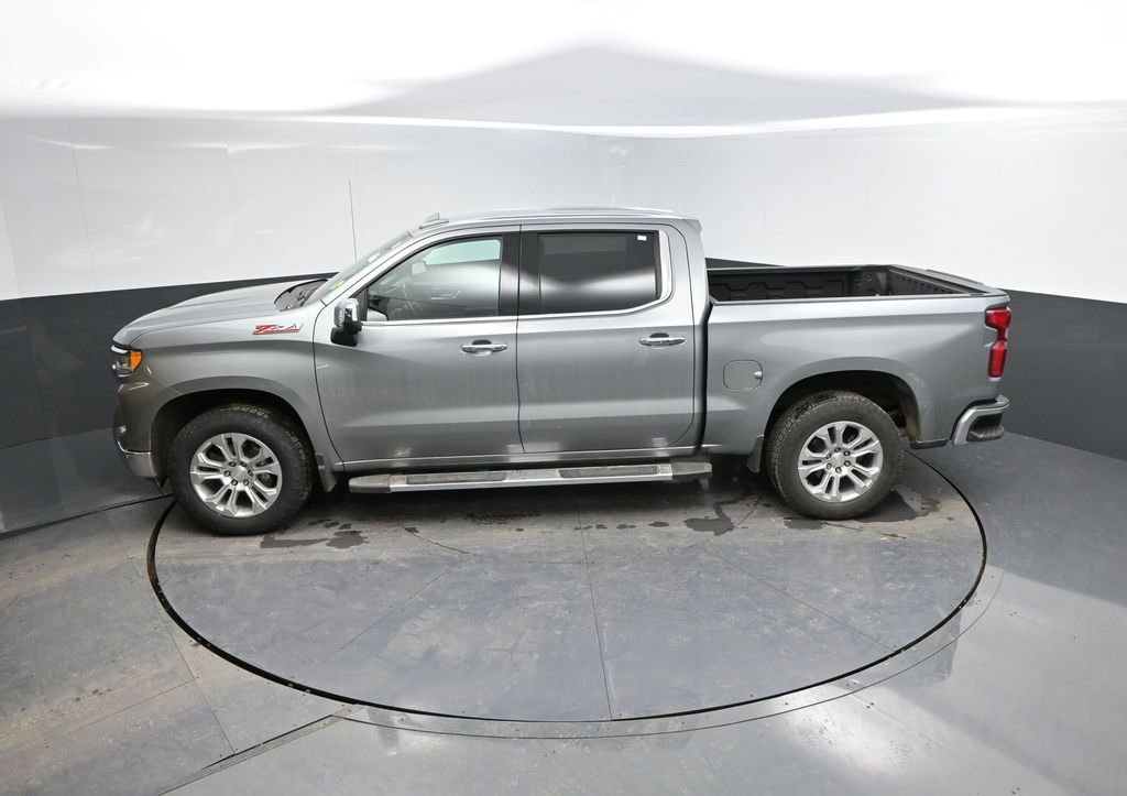 Used 2024 Chevrolet Silverado 1500 LTZ w/ Technology Package image 28