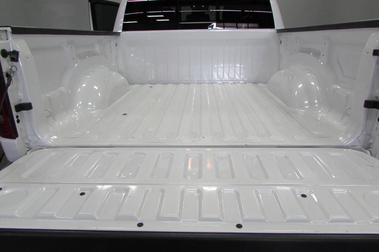 Used 2023 RAM 1500 Limited w/ Body Color Bumper Group AWD/4WD image 13