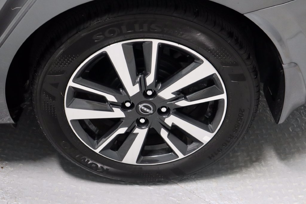 Certified 2025 Nissan Versa SV w/ Trunk Package FWD image 18