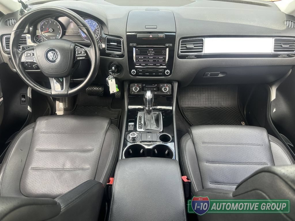 Used 2013 Volkswagen Touareg Sport AWD/4WD image 14