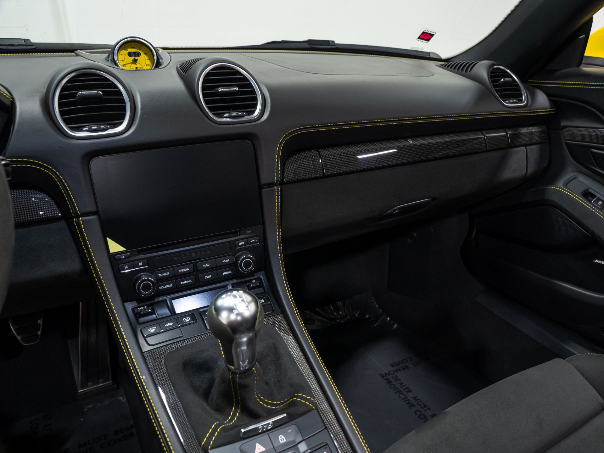 Used 2022 Porsche 718 Boxster Spyder RWD image 54