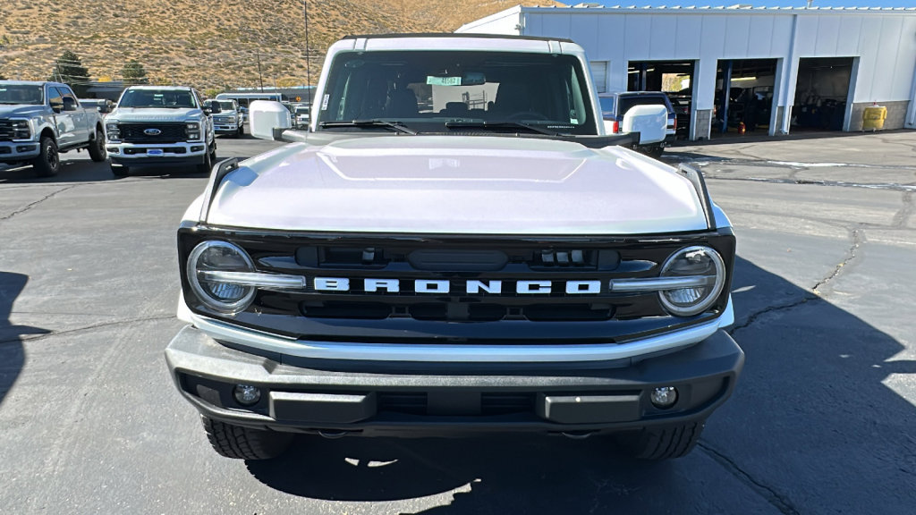 New 2025 Ford Bronco Outer Banks image 8