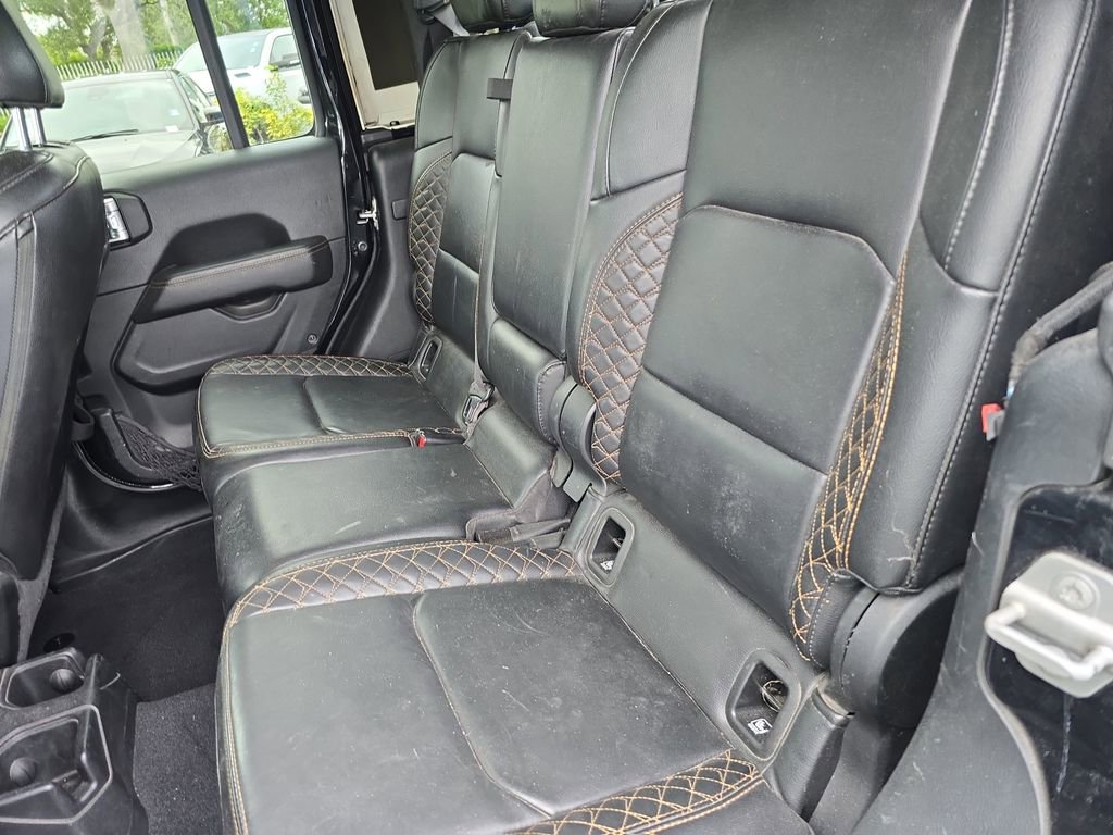 Used 2021 Jeep Gladiator Overland image 11