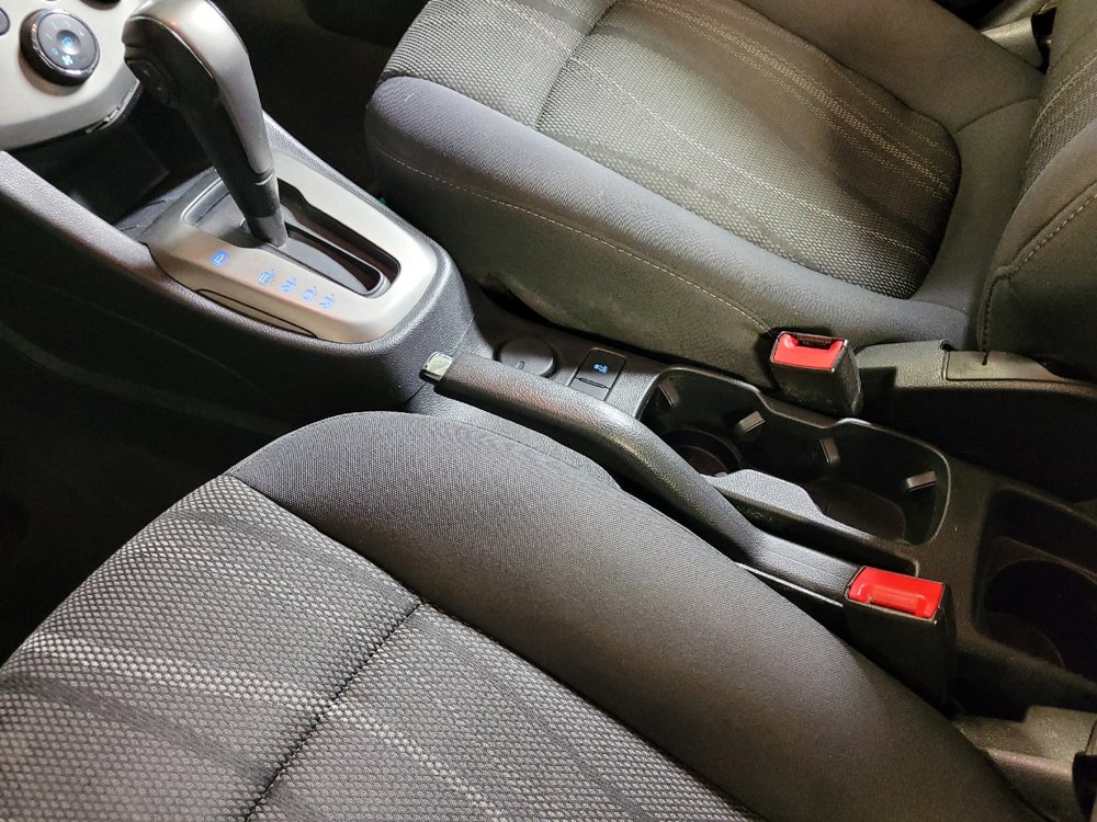 Used 2015 Chevrolet Sonic LT FWD image 26